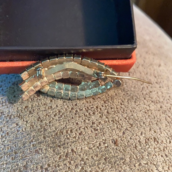 Vintage Costume Brooch Gold, brown and white. - Picture 2 of 9